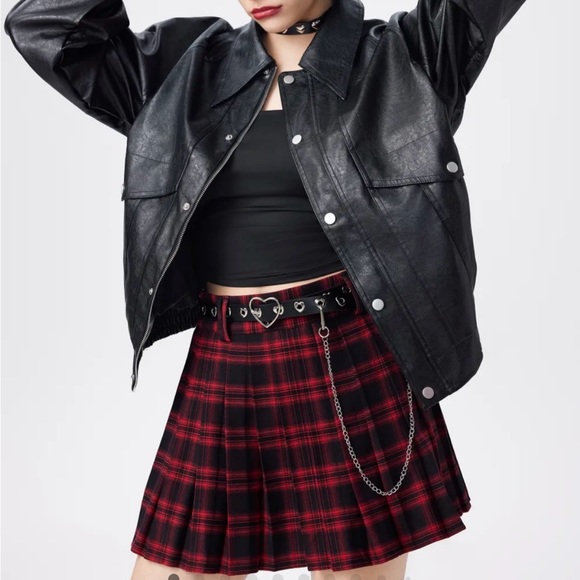 HM divided medium plaid black and red skirt - Picture 7 of 8